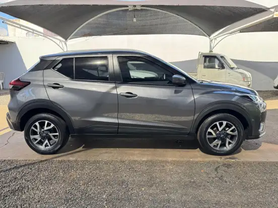 NISSAN-KICKS-2024