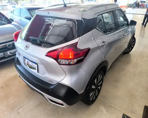 NISSAN-KICKS-2020