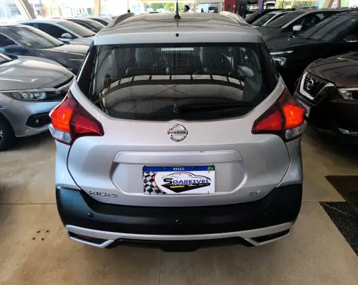NISSAN-KICKS-2020