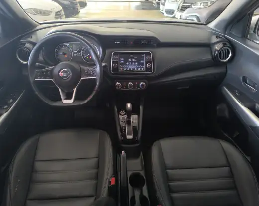 NISSAN-KICKS-2020