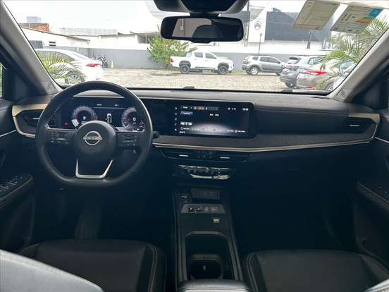 NISSAN-KICKS-2025