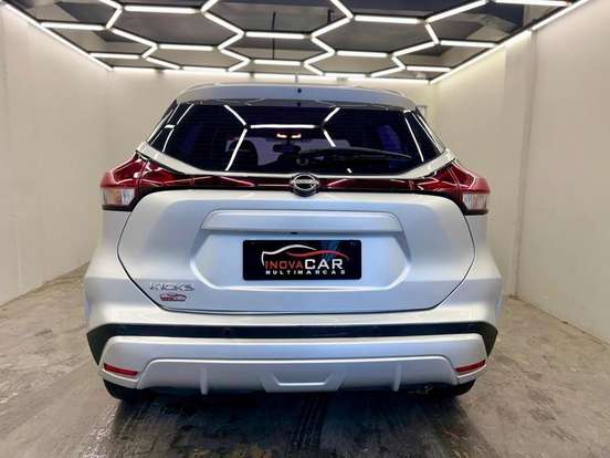 NISSAN-KICKS-2023