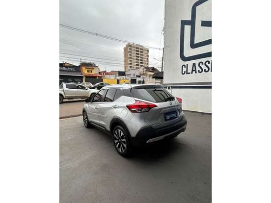 NISSAN-KICKS-2020