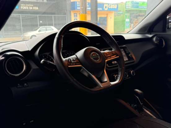 NISSAN-KICKS-1.6 16V FLEXSTART SV 4P XTRONIC NISSAN-KICKS-2019