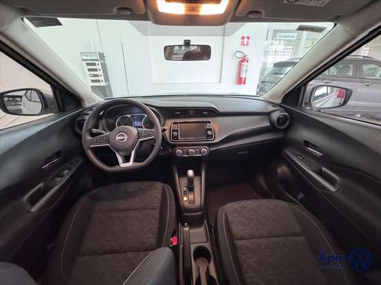 NISSAN-KICKS PLAY-2025