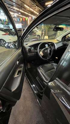 NISSAN-LIVINA-2011
