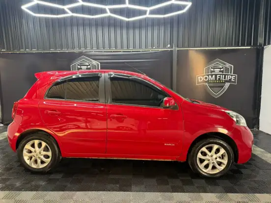 NISSAN-MARCH-2015