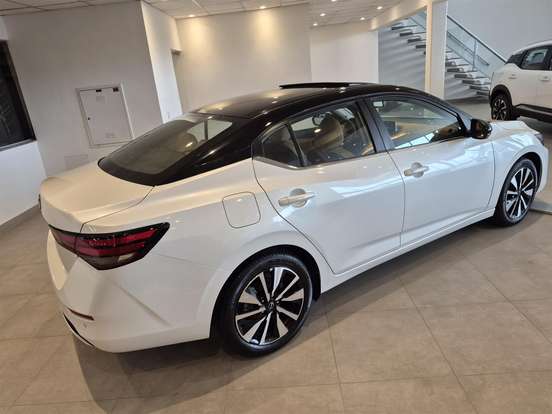 NISSAN-SENTRA-2025