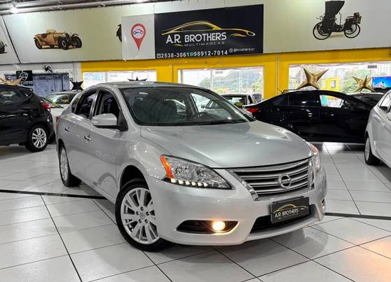 NISSAN SENTRA 2.0 SV 16V FLEX 4P AUTOMÁTICO