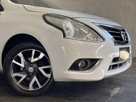 NISSAN-VERSA-1.6 16V FLEXSTART UNIQUE 4P MANUAL NISSAN-VERSA-2016