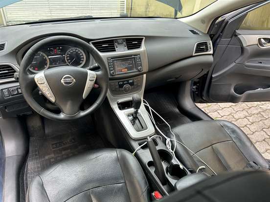 NISSAN-SENTRA-2014
