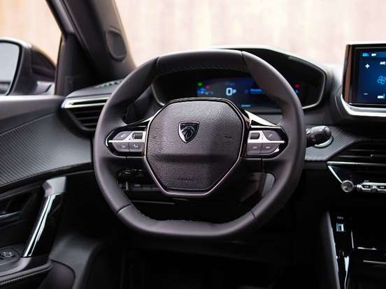 PEUGEOT-2008-1.0 TURBO 200 FLEX ALLURE CVT PEUGEOT-2008-2026