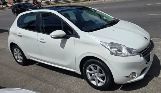 PEUGEOT 208 1.5 ALLURE 8V FLEX 4P MANUAL