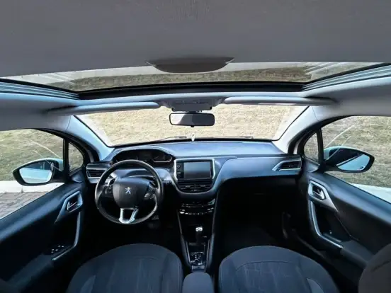 PEUGEOT-208-1.6 GRIFFE 16V FLEX 4P MANUAL PEUGEOT-208-2016