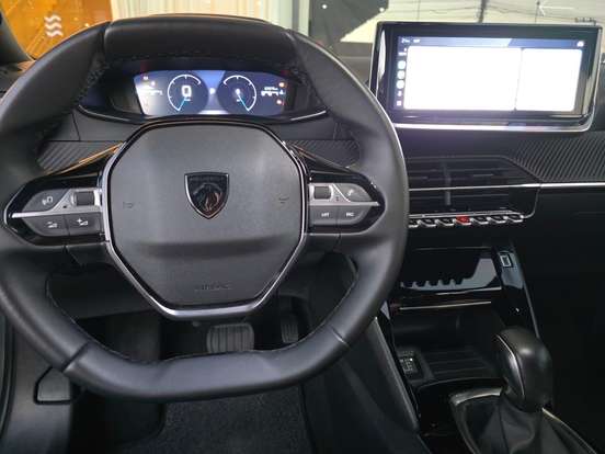 PEUGEOT-2008-1.0 TURBO 200 FLEX ACTIVE CVT PEUGEOT-2008-2024