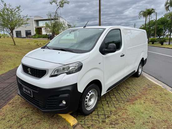 PEUGEOT-EXPERT-2021