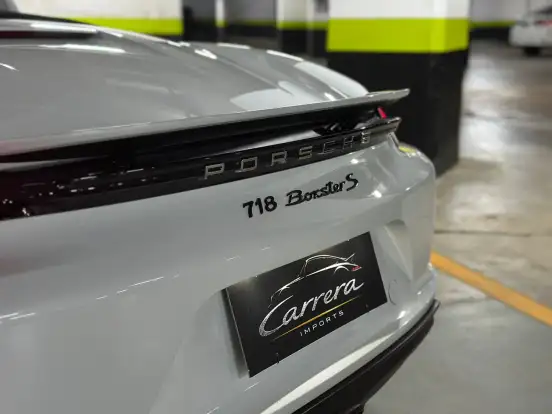 PORSCHE-718-2017