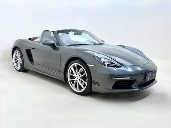 PORSCHE-718-2023
