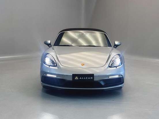 PORSCHE-718-2024