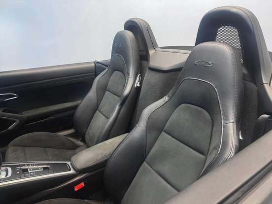 PORSCHE-718-4.0 H6 GASOLINA BOXSTER GTS PDK PORSCHE-718-2024
