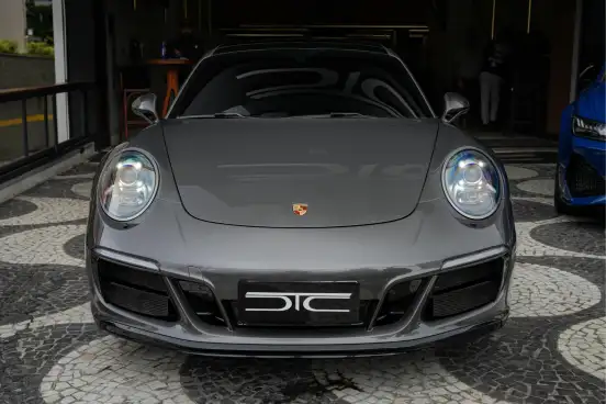 PORSCHE-911-2018