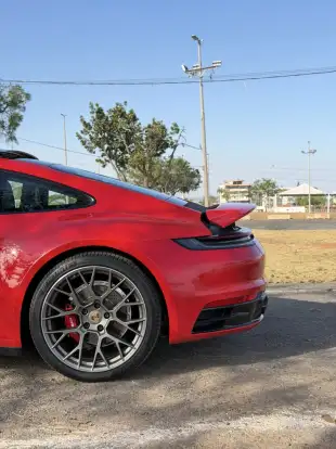 PORSCHE-911-2021