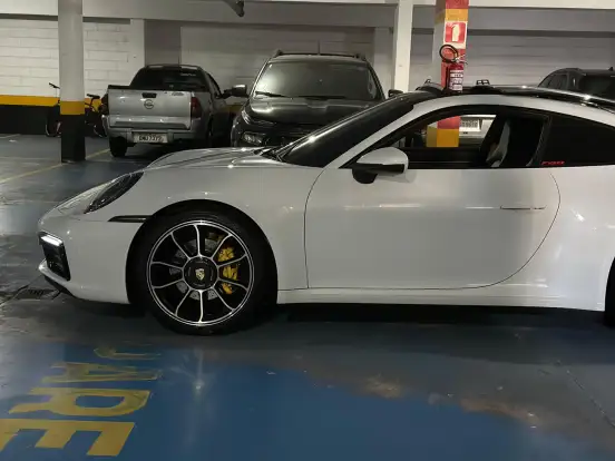 PORSCHE-911-2020