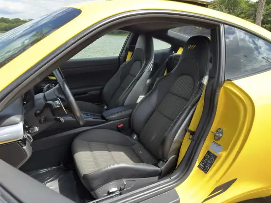 PORSCHE-911-2018