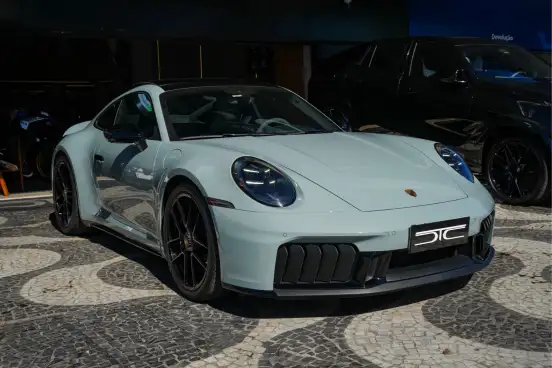 PORSCHE-911-2025