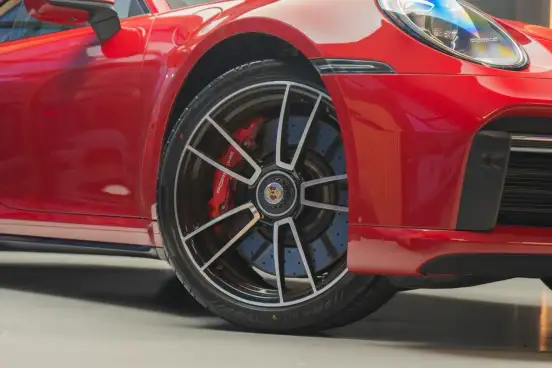 PORSCHE-911-2021