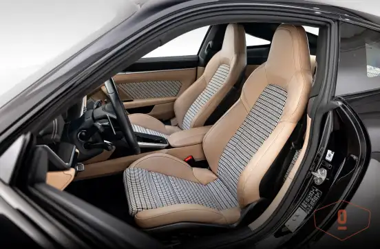 PORSCHE-911-2023