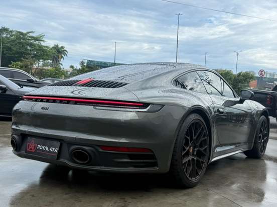 PORSCHE-911-2021