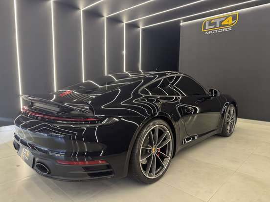 PORSCHE-911-2020