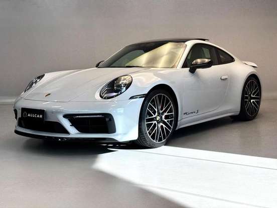 PORSCHE-911-2022