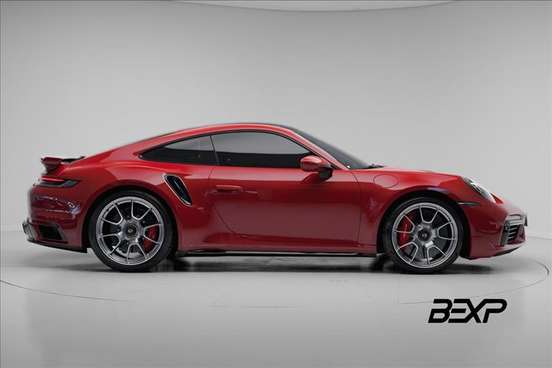 PORSCHE-911-2024