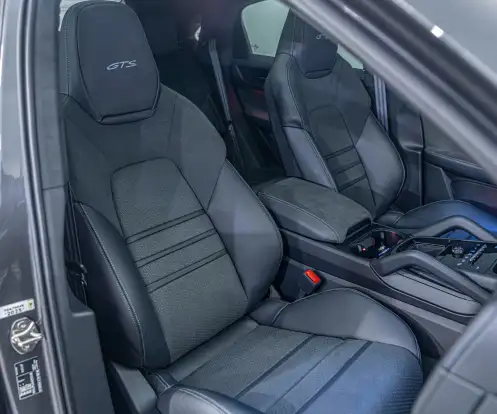 PORSCHE-CAYENNE-2025
