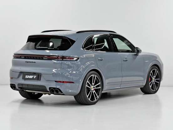 PORSCHE-CAYENNE-4.0 V8 E-HYBRID TURBO AWD TIPTRONIC S PORSCHE-CAYENNE-2024