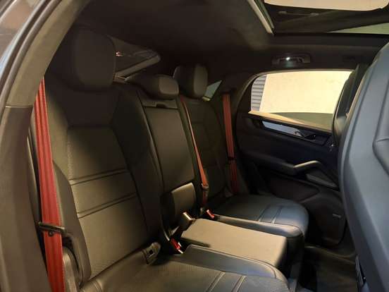 PORSCHE-CAYENNE-2025