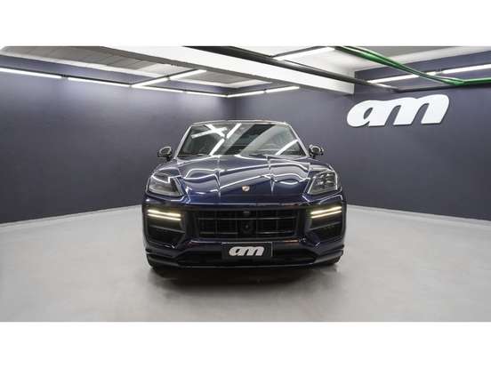 PORSCHE-CAYENNE-2025