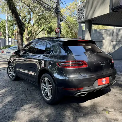 PORSCHE-MACAN-2017