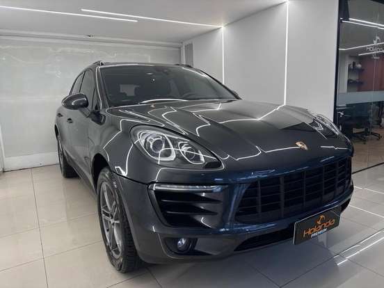 PORSCHE-MACAN-2017