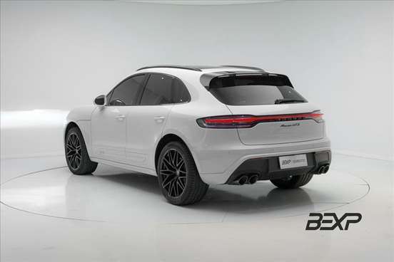 PORSCHE-MACAN-2024