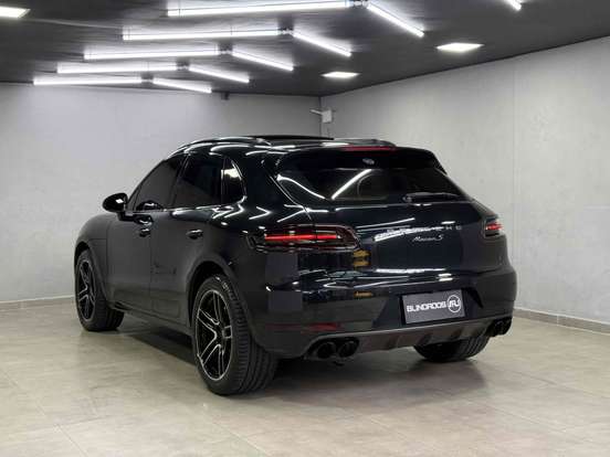 PORSCHE-MACAN-2014