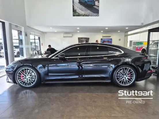 PORSCHE-PANAMERA-2025