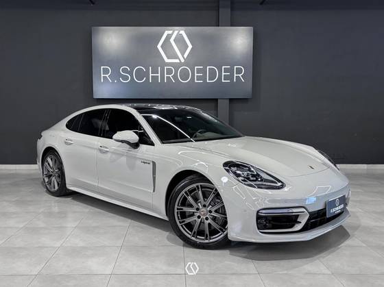 PORSCHE PANAMERA 2.9 V6 E-HYBRID 4 PLATINUM EDITION PDK