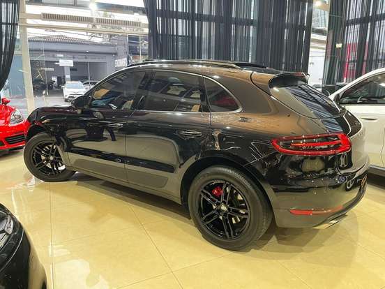PORSCHE-MACAN-2.0 16V GASOLINA 4P AUTOMÁTICO PORSCHE-MACAN-2016