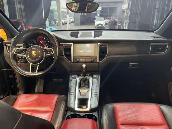 PORSCHE-MACAN-2.0 16V GASOLINA 4P AUTOMÁTICO PORSCHE-MACAN-2016
