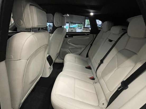 PORSCHE-MACAN-2.0 TURBO GASOLINA PDK PORSCHE-MACAN-2024