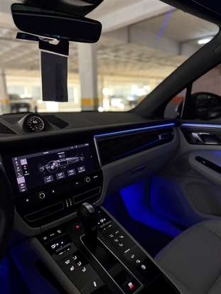 PORSCHE-MACAN-2023