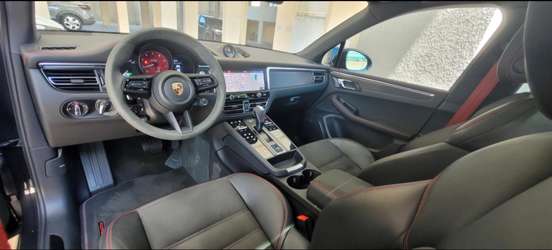 PORSCHE-MACAN-2022